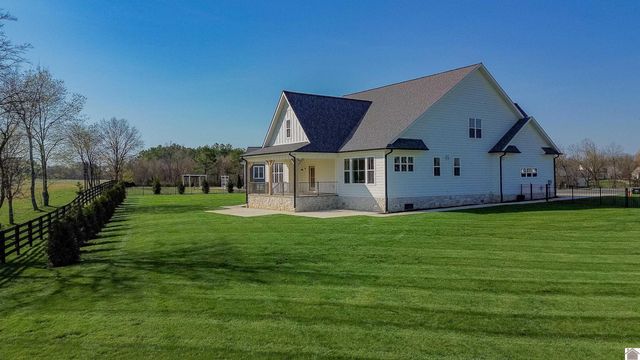 121 Canter Court, Paducah, KY 42001