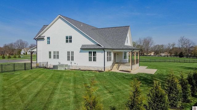 121 Canter Court, Paducah, KY 42001