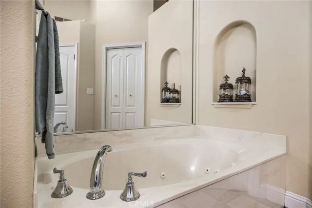 35356 Bonadelle, Madera, CA 93636