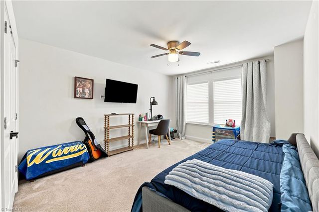 859 Royal Oak Lane, Mebane, NC 27302