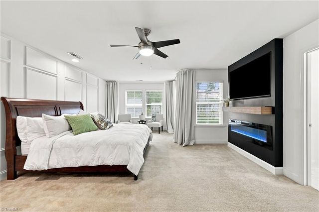 859 Royal Oak Lane, Mebane, NC 27302