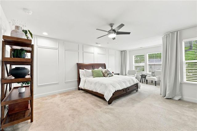 859 Royal Oak Lane, Mebane, NC 27302