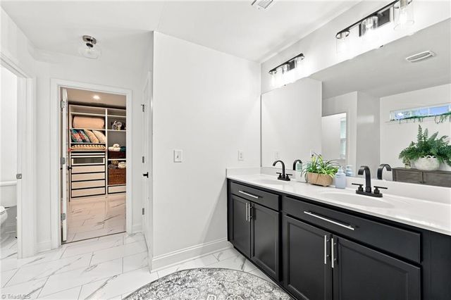 859 Royal Oak Lane, Mebane, NC 27302