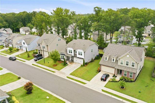 859 Royal Oak Lane, Mebane, NC 27302
