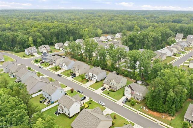 859 Royal Oak Lane, Mebane, NC 27302