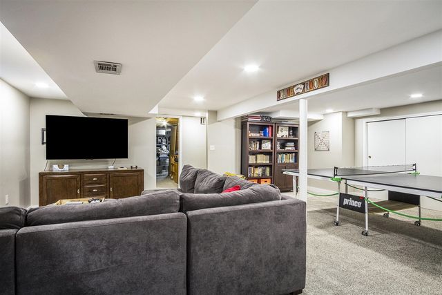 5505 Fulton Street, Ada, MI 49301