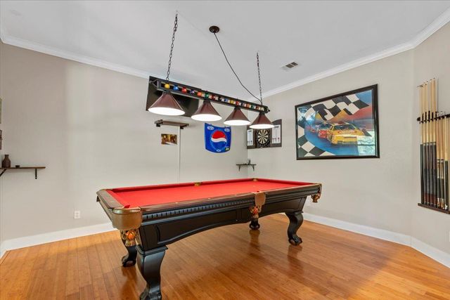 550 League Line RD, Smithville, TX 78957