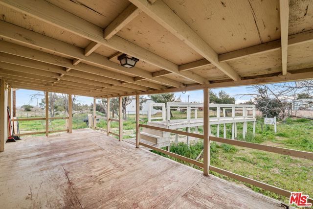 6425 Smoke Tree Road, Phelan, CA 92371