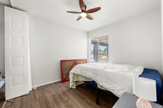1700 Klamath River Dr, Rancho Cordova, CA 95670