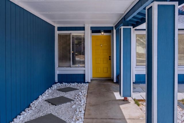1700 Klamath River Dr, Rancho Cordova, CA 95670