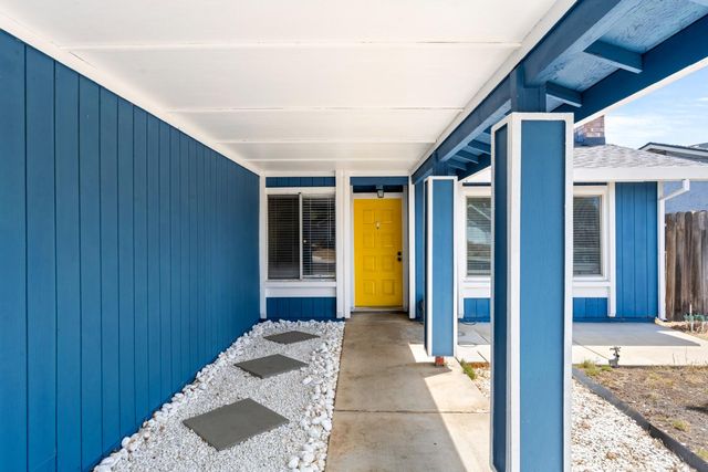 1700 Klamath River Dr, Rancho Cordova, CA 95670