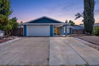 1700 Klamath River Dr, Rancho Cordova, CA 95670