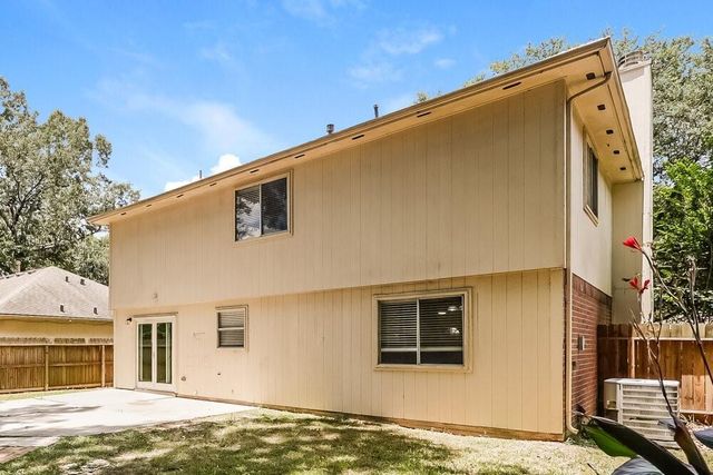 18450 Hollow Oaks Circle, Porter, TX 77365