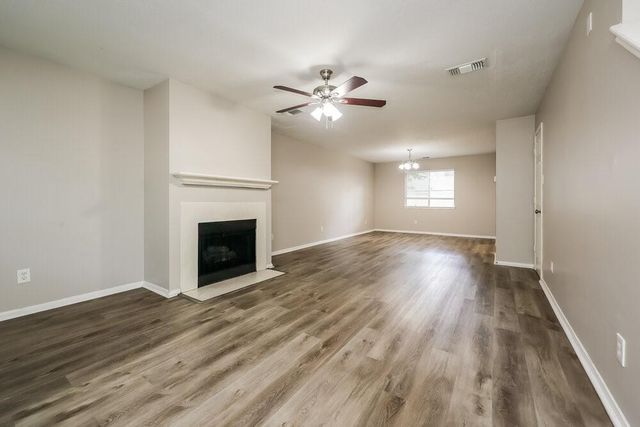 18450 Hollow Oaks Circle, Porter, TX 77365