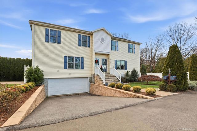 6-8 Marion Avenue, Harrison, NY 10528