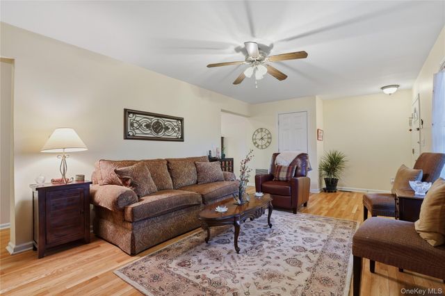 6-8 Marion Avenue, Harrison, NY 10528