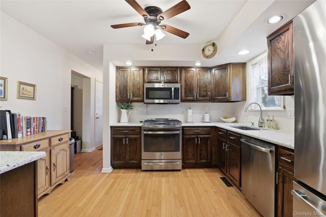 6-8 Marion Avenue, Harrison, NY 10528