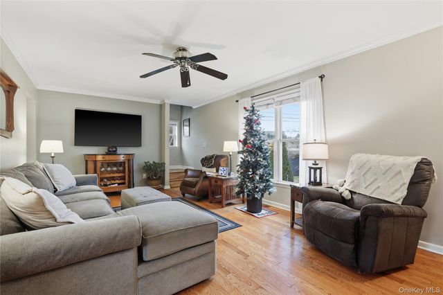 6-8 Marion Avenue, Harrison, NY 10528