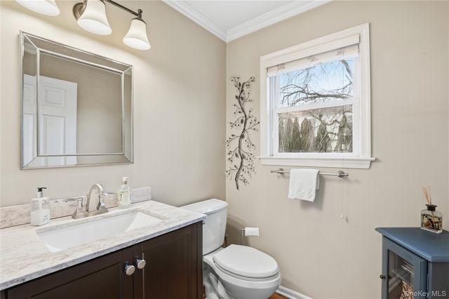 6-8 Marion Avenue, Harrison, NY 10528