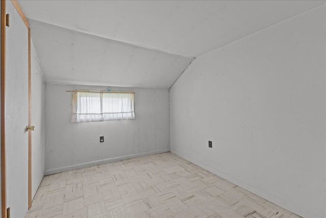 99 Oak Hill Road, Williston, VT 05495