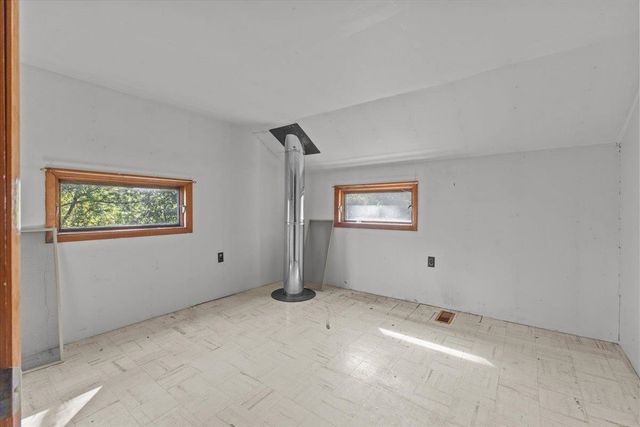 99 Oak Hill Road, Williston, VT 05495