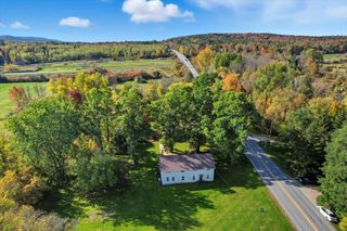 99 Oak Hill Road, Williston, VT 05495
