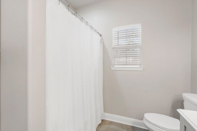 413 E Spruce Street, Huntington, TX 75949