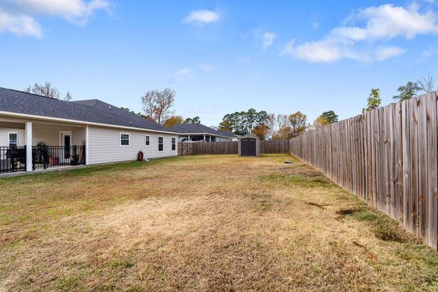 413 E Spruce Street, Huntington, TX 75949