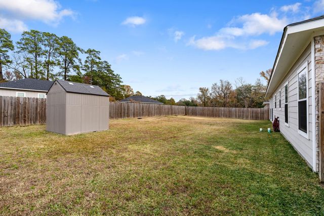 413 E Spruce Street, Huntington, TX 75949