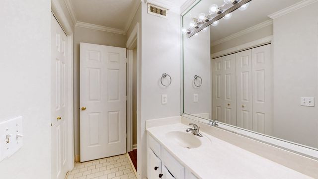 1280 Middle Tennessee Blvd Apt D6, Murfreesboro, TN 37130