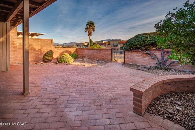 1505 W Via Del Jarrito, Green Valley, AZ 85622