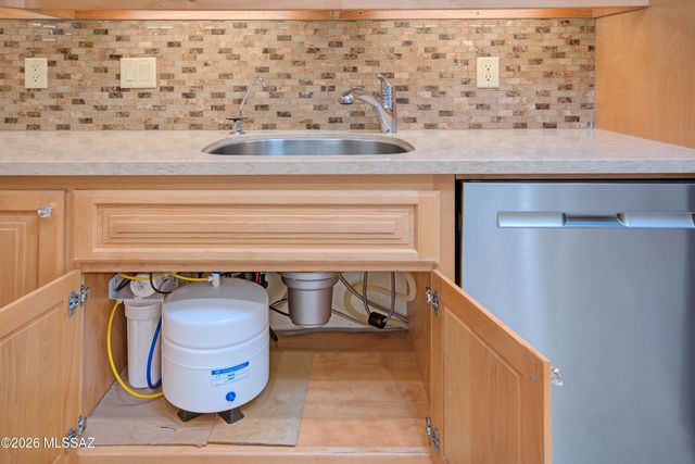 1505 W Via Del Jarrito, Green Valley, AZ 85622