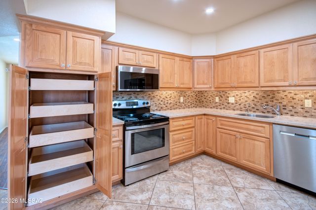 1505 W Via Del Jarrito, Green Valley, AZ 85622