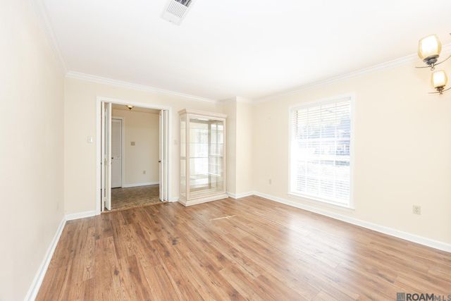 5715 Stratford Ave, Baton Rouge, LA 70808