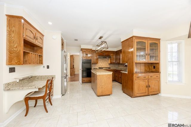 5715 Stratford Ave, Baton Rouge, LA 70808