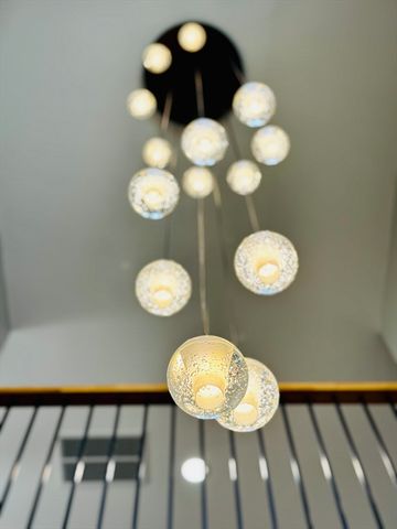 12 Linden St, Natick, MA 01760