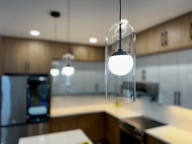 12 Linden St, Natick, MA 01760