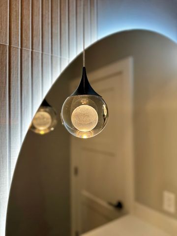 12 Linden St, Natick, MA 01760