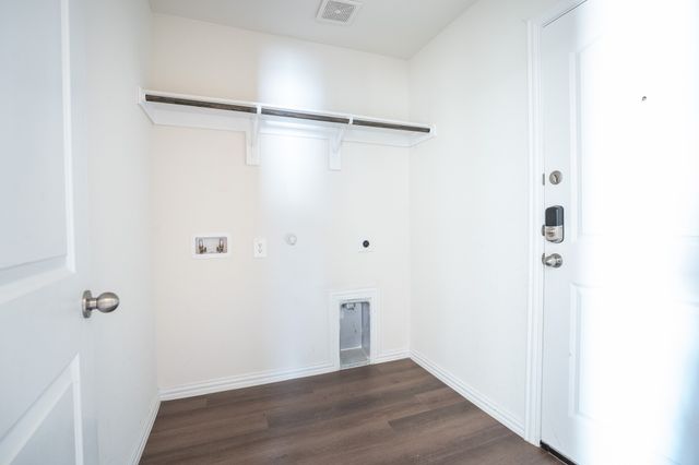 2222 Echo Lake Drive, Dallas, TX 75253