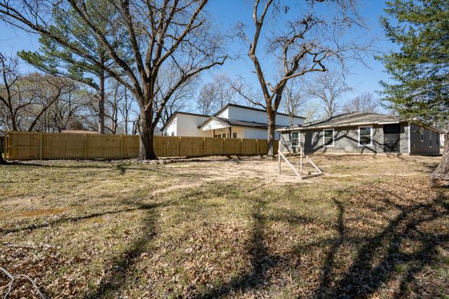 2222 Echo Lake Drive, Dallas, TX 75253