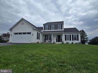 500 SWEETWATER DR, Palmyra, PA 17078