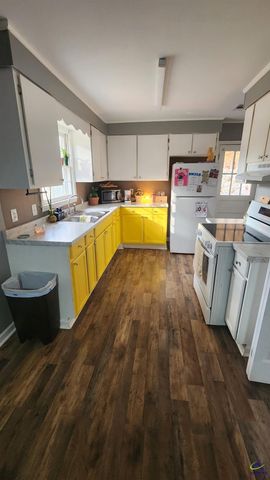 313 Vienna Street, Fort Valley, GA 31030