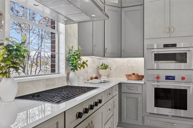 5704 Pine Valley Drive, Flower Mound, TX 75022