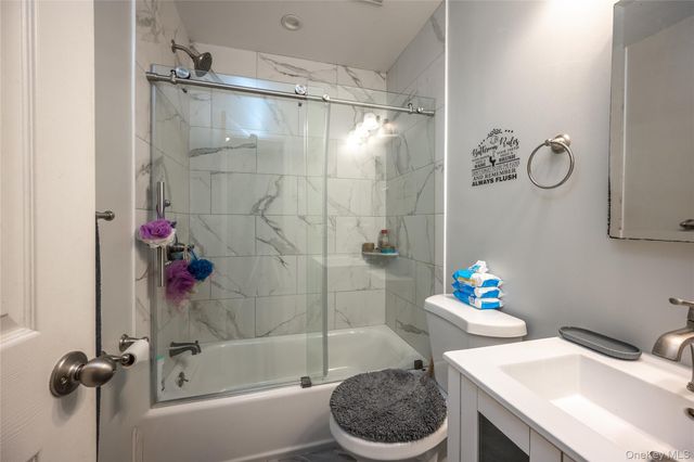 76 Derick Drive, Fishkill, NY 12524