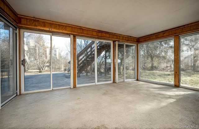 76 Derick Drive, Fishkill, NY 12524