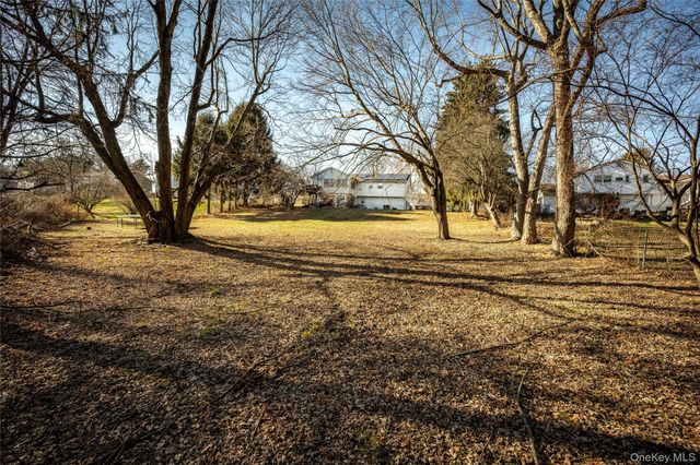 76 Derick Drive, Fishkill, NY 12524