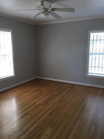3722 Mount Ranier Street, Dallas, TX 75211