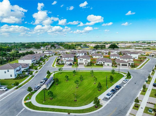 2333 SE 28th Ct, Homestead, FL 33035