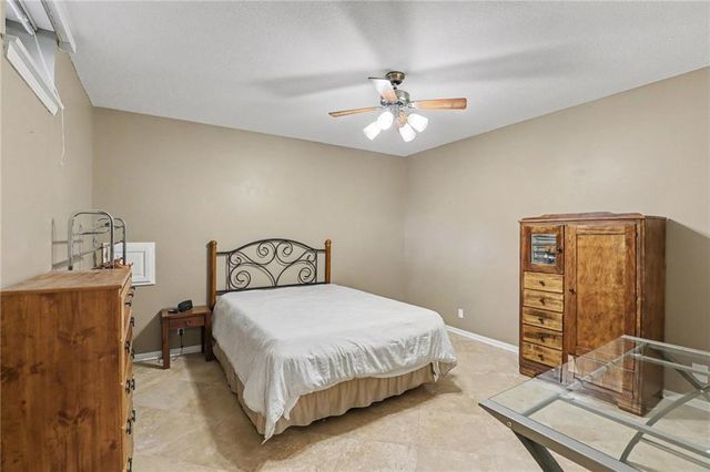 1915 NW WILDWOOD Court, Blue Springs, MO 64015