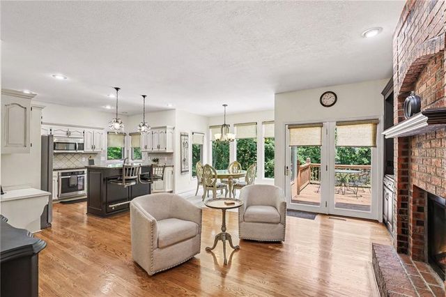 1915 NW WILDWOOD Court, Blue Springs, MO 64015